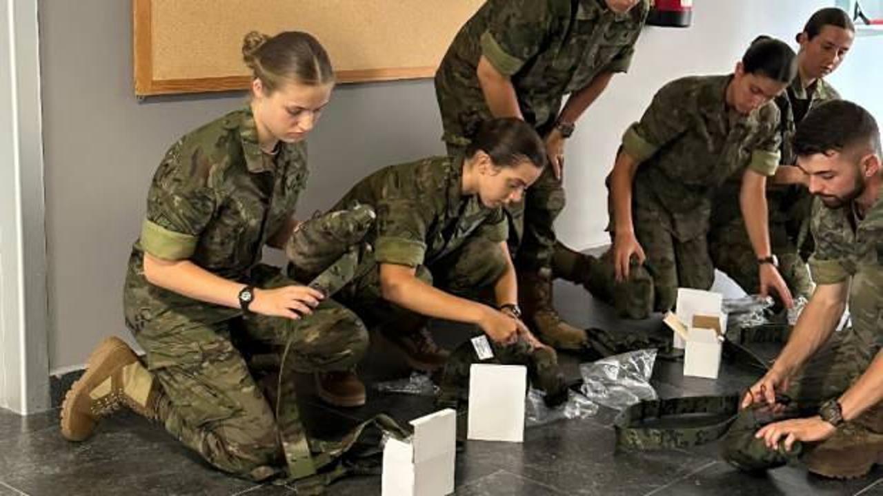 Ordu prensesi!: Kralın 17 yaşındaki kızı askeri eğitime başladı