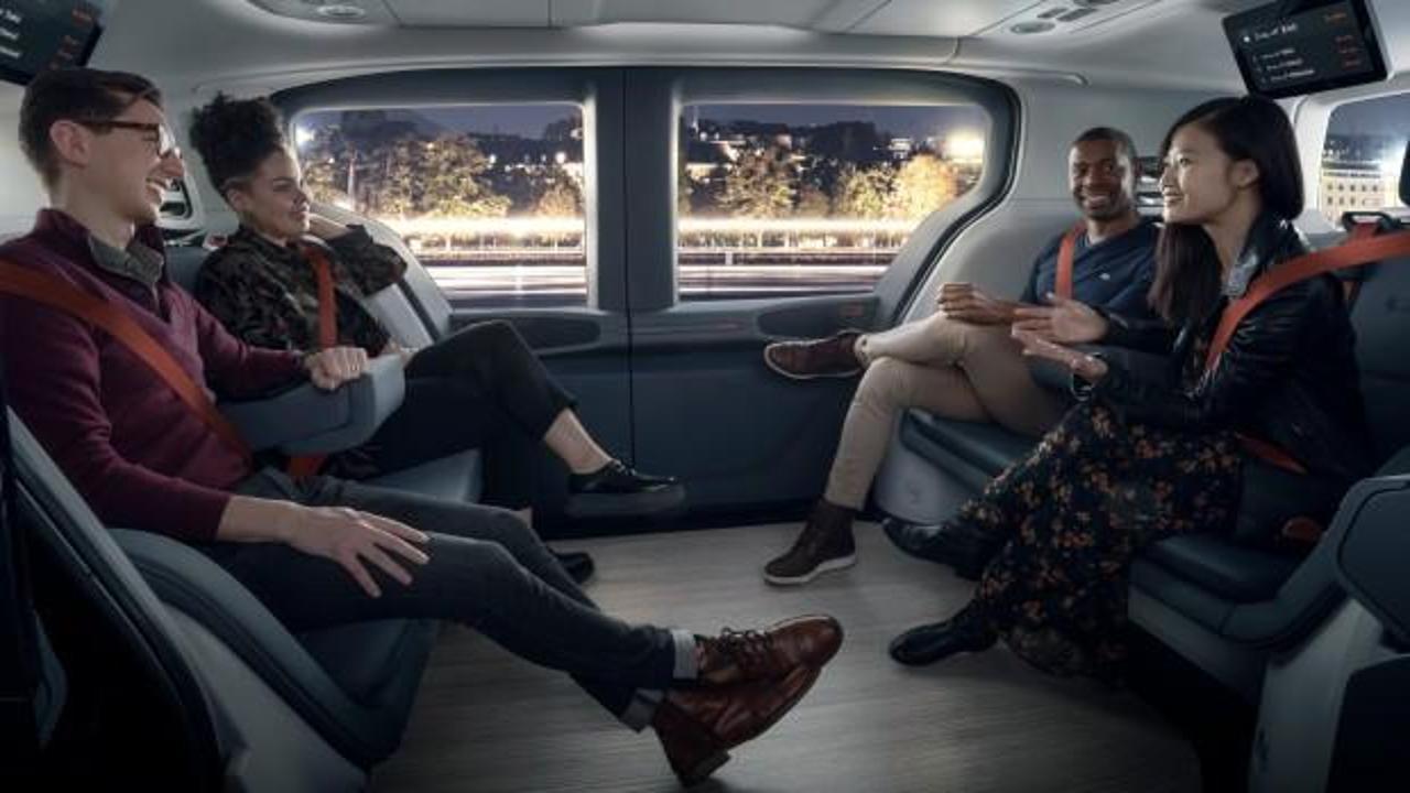 Robot taksiler fuhuş yuvasına d&ouml;nmeye başladı