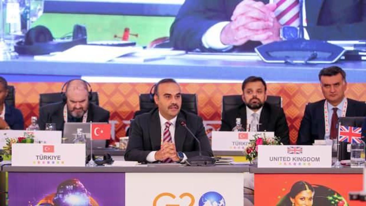 Bakan Kacır duyurdu: Suudi Arabistan'la yapay zeka iş birliği masada