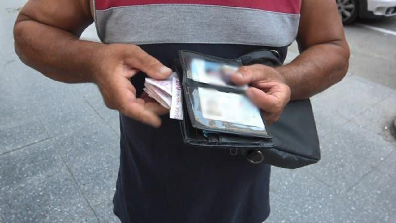 K&ouml;yden gelen bir adam yolda bulduğu yaklaşık 200 bin TL'nin sahibini arıyor