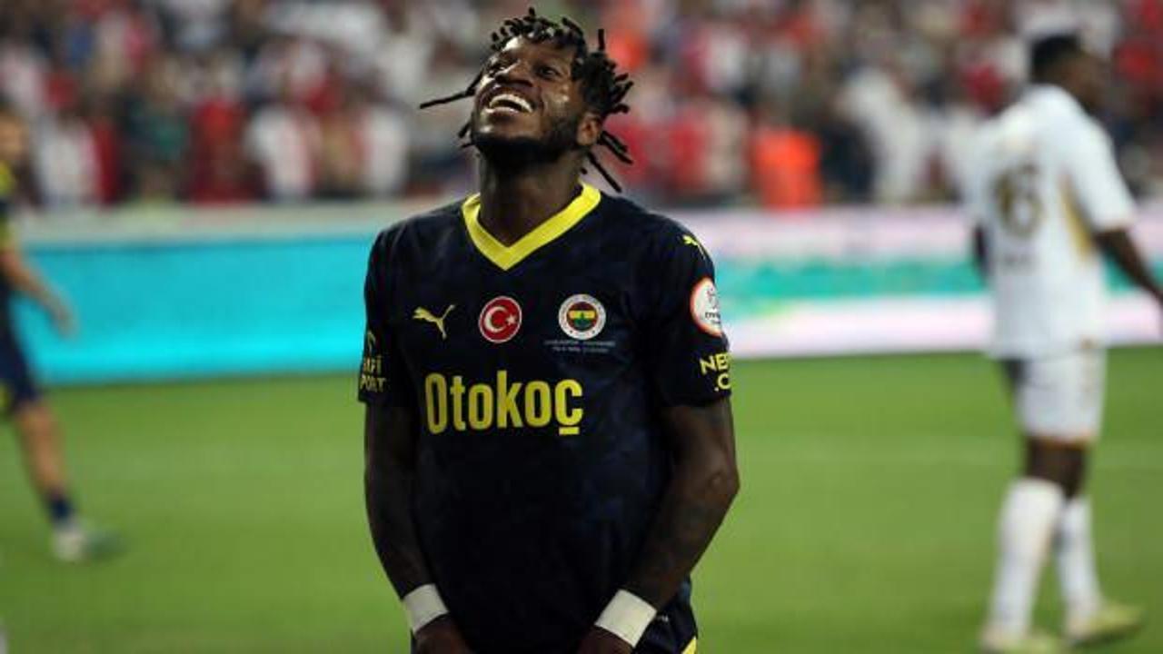 Fenerbahçe'ye yeni transferlerden 2 şok birden!