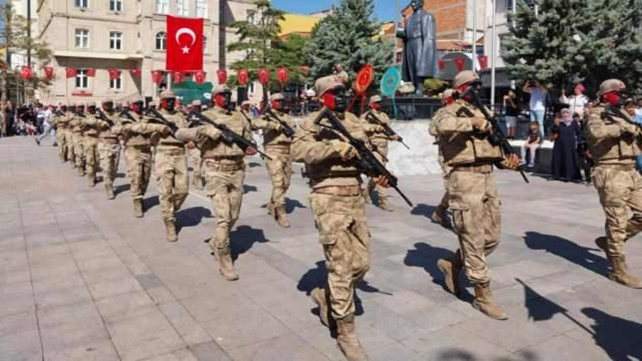 Aksaray'da Zafer Bayramı coşkuyla kutlandı