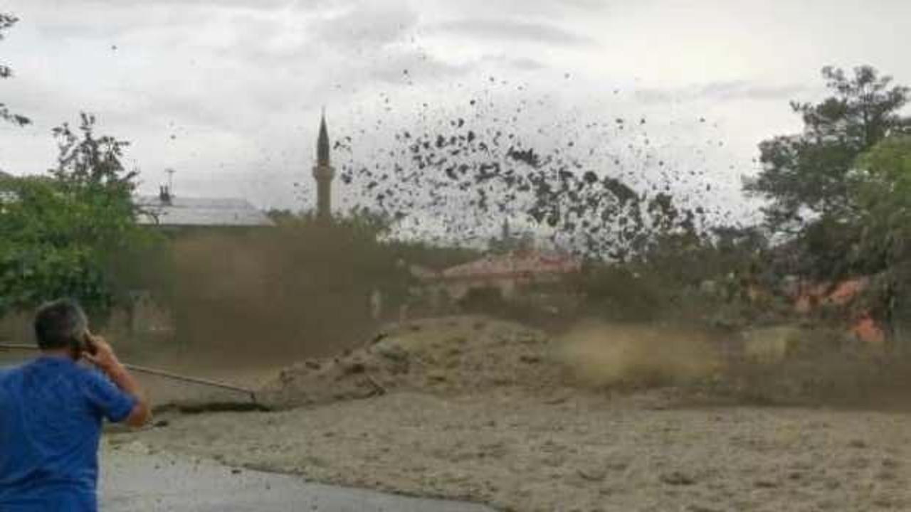 Erzincan'da sağanak sele neden oldu