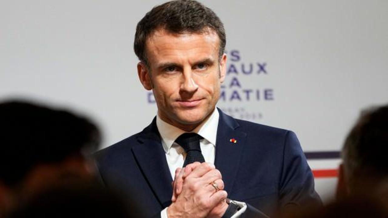 Macron: Abaya yasağına ilişkin taviz vermeyeceğiz