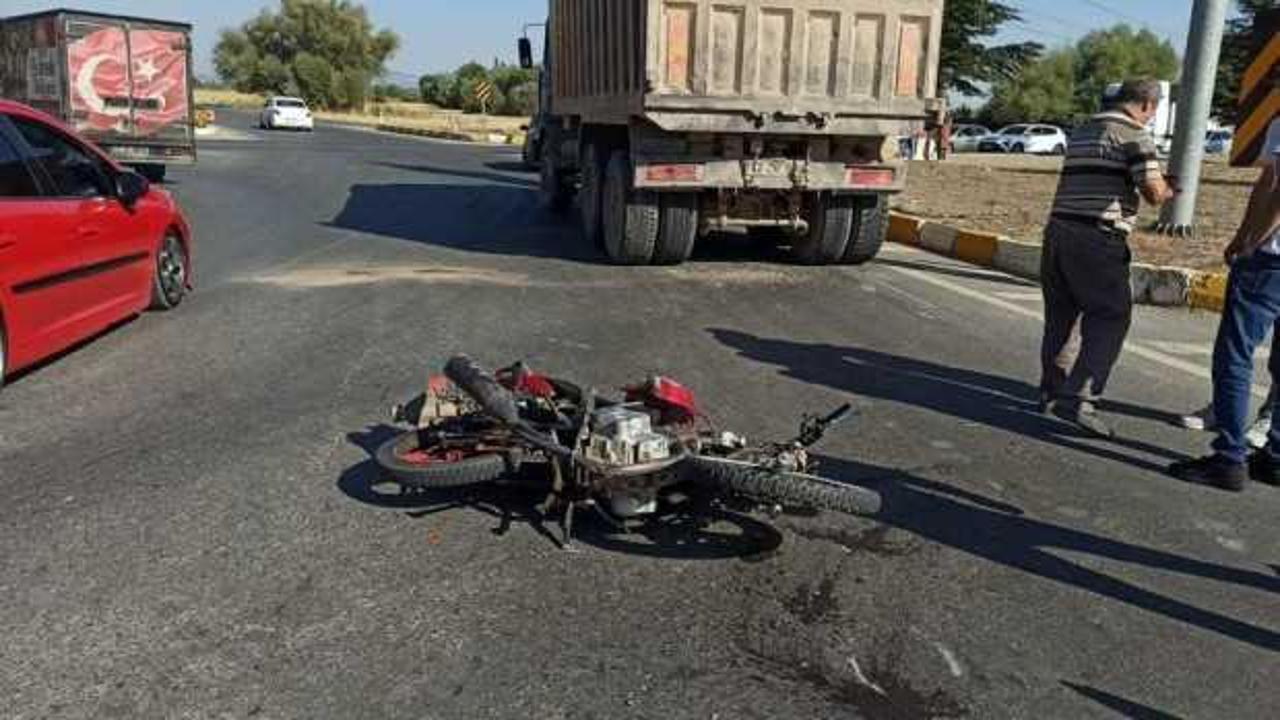 Motosiklet sürücüsünü hayattan koparan kaza