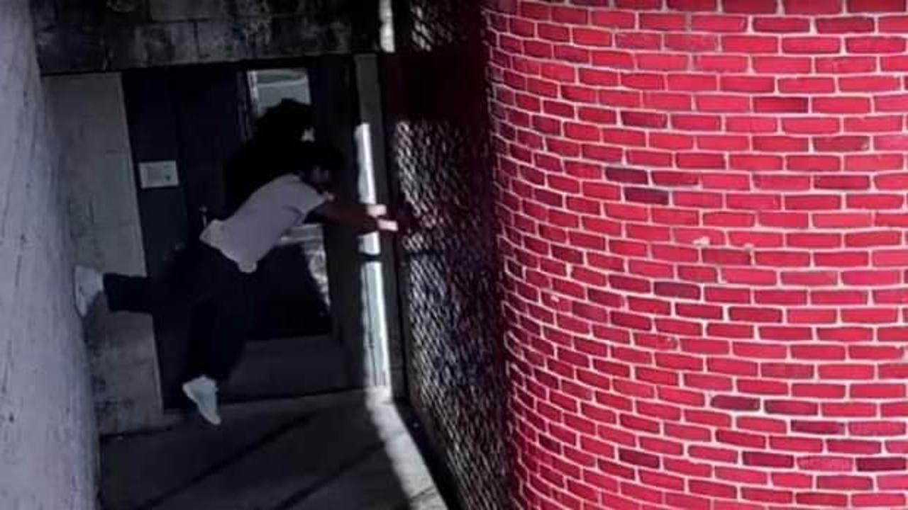 ABD'de akılalmaz olay: Duvardan tırmanarak hapishaneden ka&ccedil;tı!