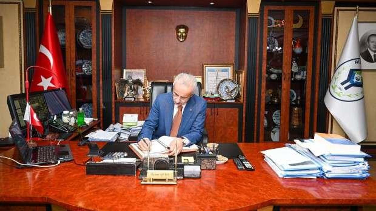 Bakan Uraloğlu: Rize'den İzmir'e u&ccedil;uşlar 18 Eyl&uuml;l'de başlayacak