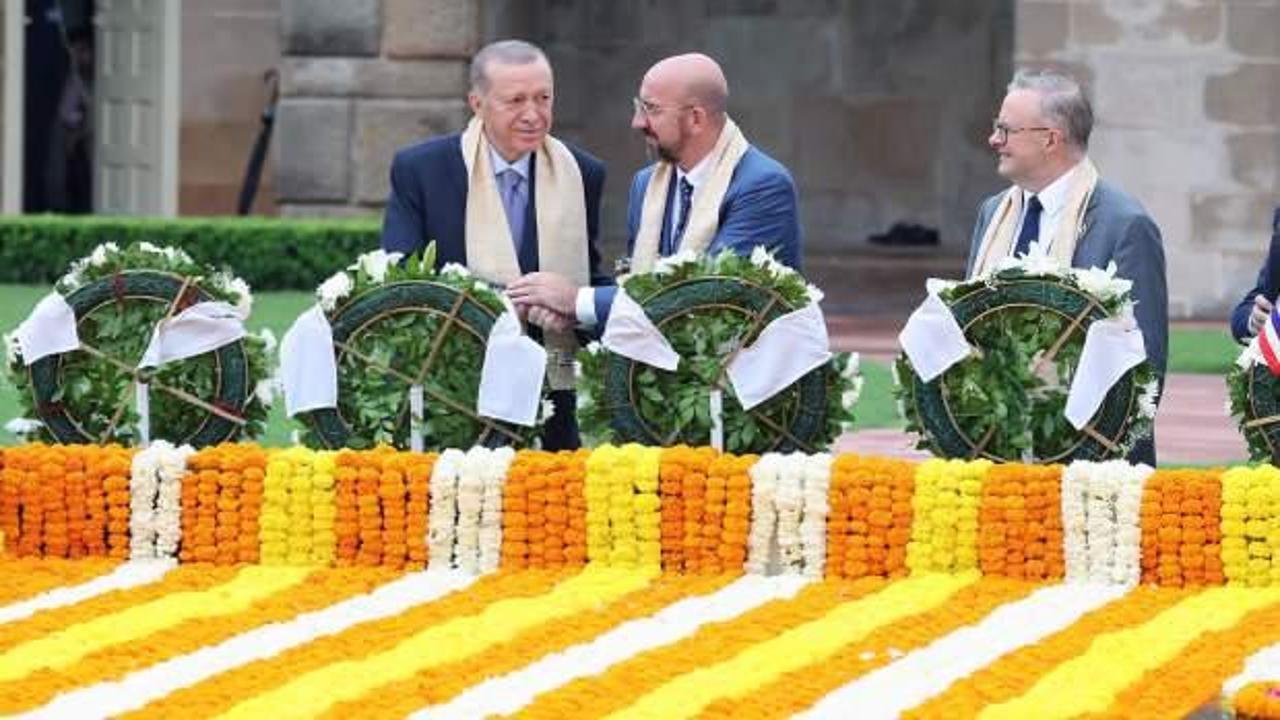 Cumhurbaşkanı Erdoğan, Gandhi'nin anıt mezarını ziyaret etti