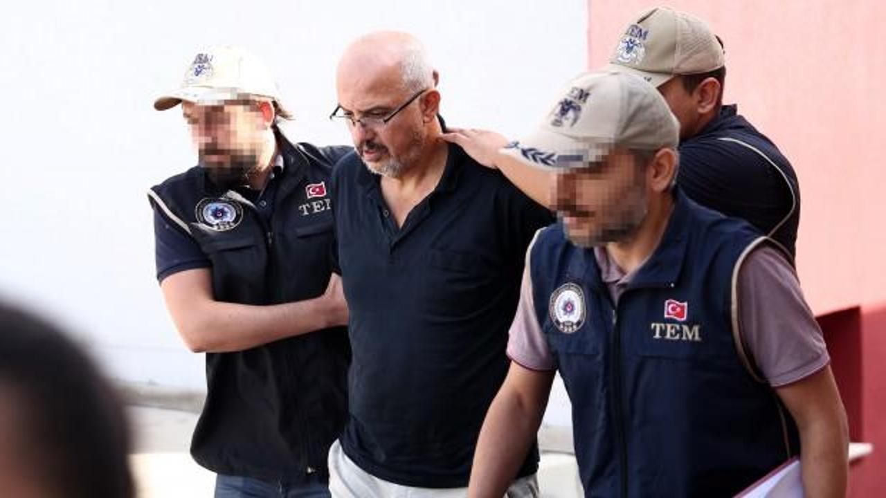 FET&Ouml;'c&uuml;ler saklandıkları deliklerde tek tek bulunuyor: Adana'da yakalandı!