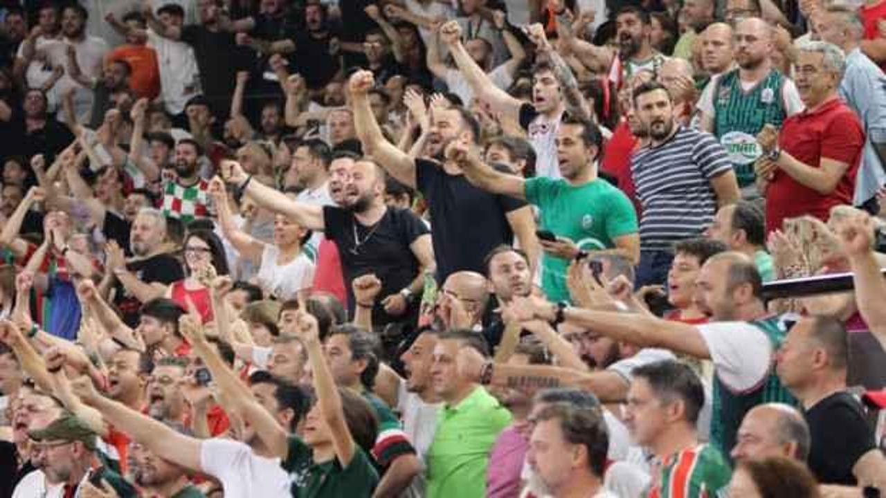 Pınar Karşıyaka'nın basketbol kombineleri satışa &ccedil;ıkıyor