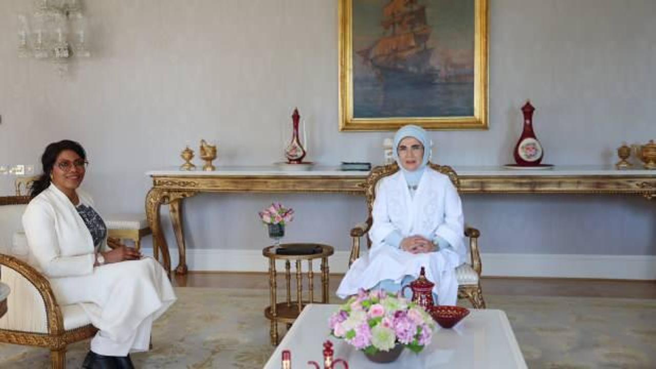 Emine Erdoğan, Malcolm X'in kızı İlyasa Şahbaz ile g&ouml;r&uuml;şt&uuml;