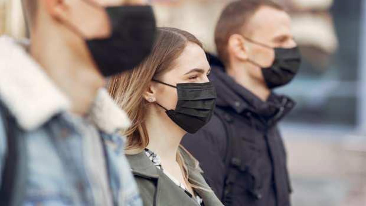 Maskeli g&uuml;nler geri mi d&ouml;n&uuml;yor? Eris varyantıyla ilgili a&ccedil;ıklama