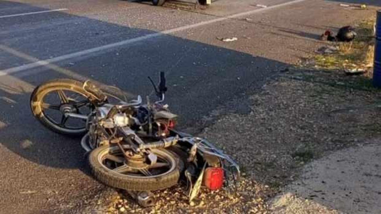Mersin'de feci kaza: Otomobille çarpışan motosikletin sürücüsü öldü!