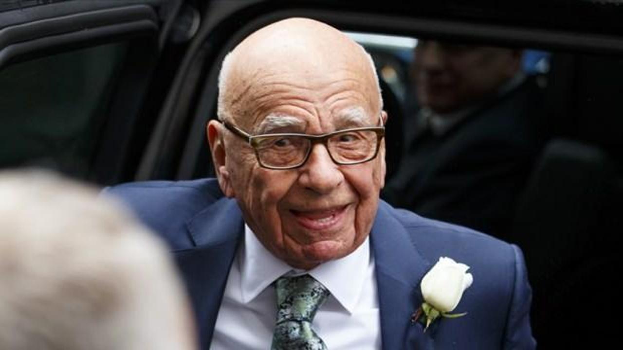 Murdoch, Fox ve News Corp'un yöneticiliğini bırakıyor