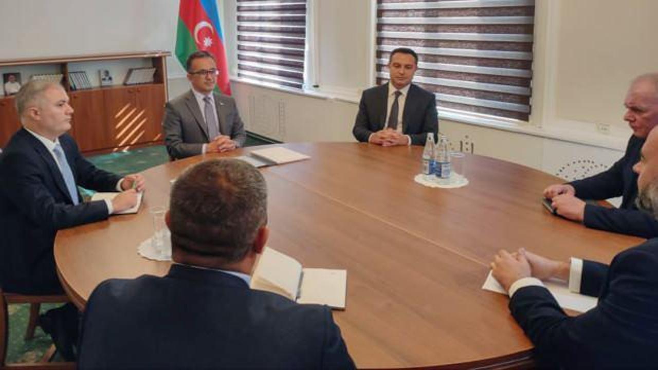 Azerbaycanlı &uuml;yeler 2 Ekim'de Hankendi'yi ziyaret edecek