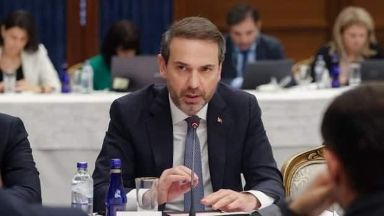 Bakan Bayraktar'dan &uuml;cretsiz doğal gaz a&ccedil;ıklaması