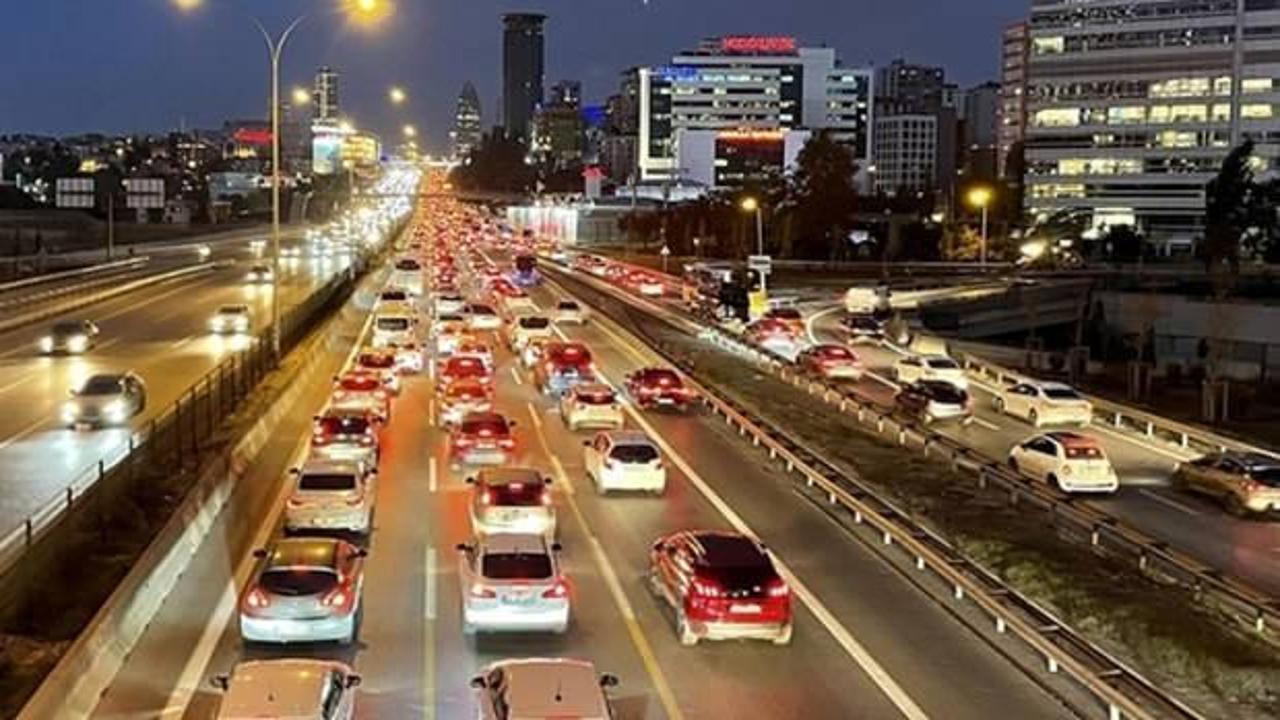 İstanbul trafiği durma noktasında!