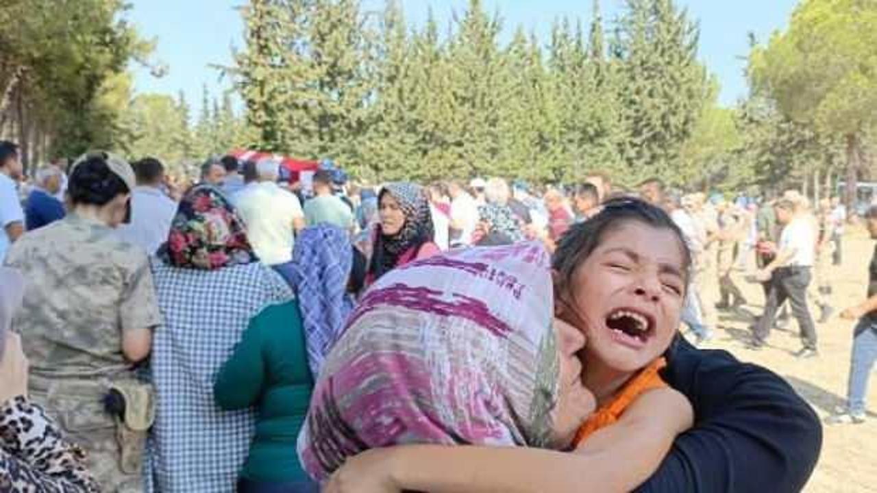 Kahreden anlar! Uzman &ccedil;avuşun k&uuml;&ccedil;&uuml;k kızı y&uuml;rekleri dağladı