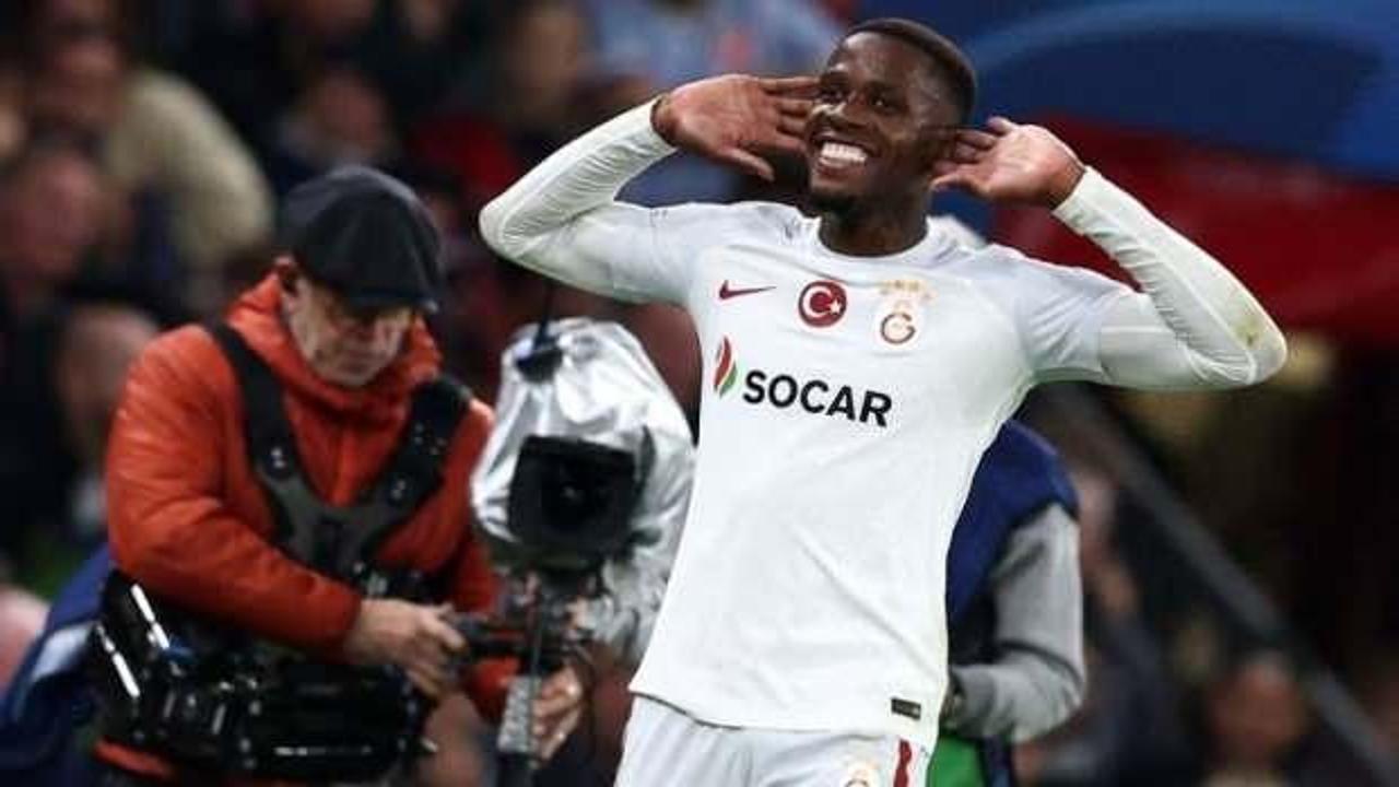 Wilfried Zaha'dan flaş hareket! Gol sonrası Old Trafford sustu