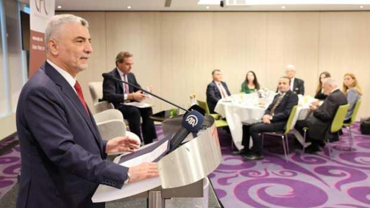 Bakan Bolat Br&uuml;ksel'de G&uuml;mr&uuml;k Birliği'nin g&uuml;ncellenmesi &ccedil;ağrısında bulundu