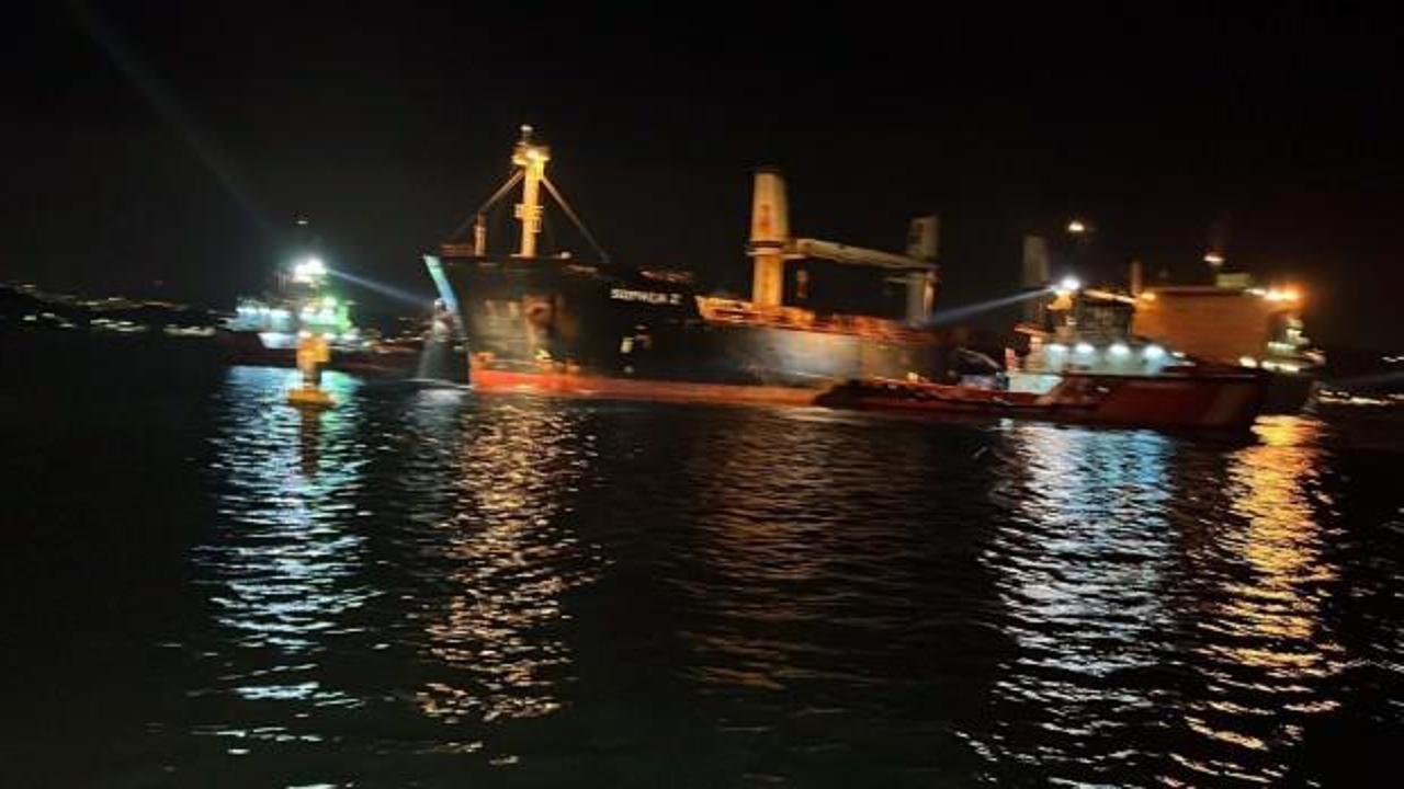 İstanbul Boğazı'ndaki gemi trafiği askıya alındı