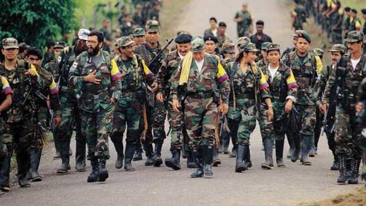 Kolombiya, FARC operasyonlarını durdurdu