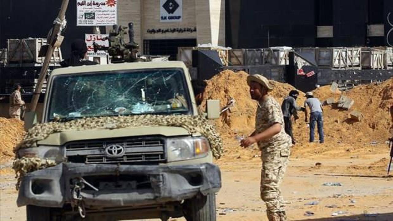 Libya'da çatışma: Bingazi'yle iletişim koptu