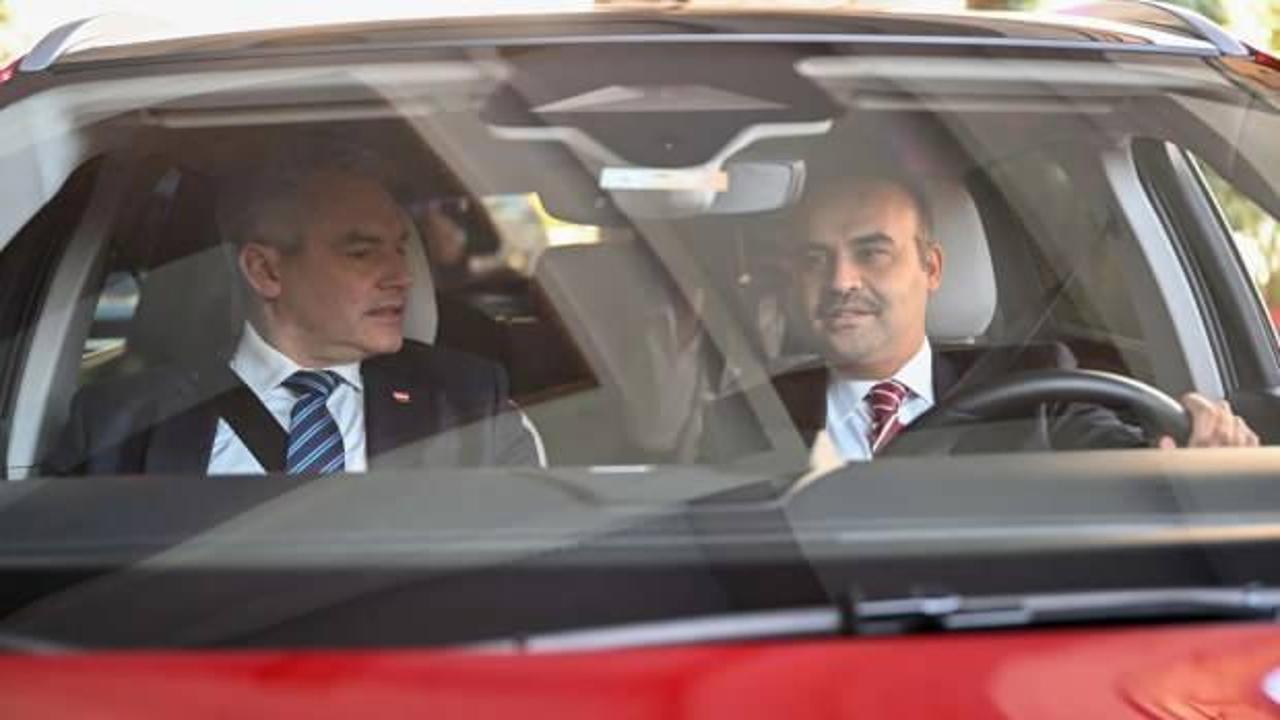 Nehammer'den yerli otomobil Togg'a tam not