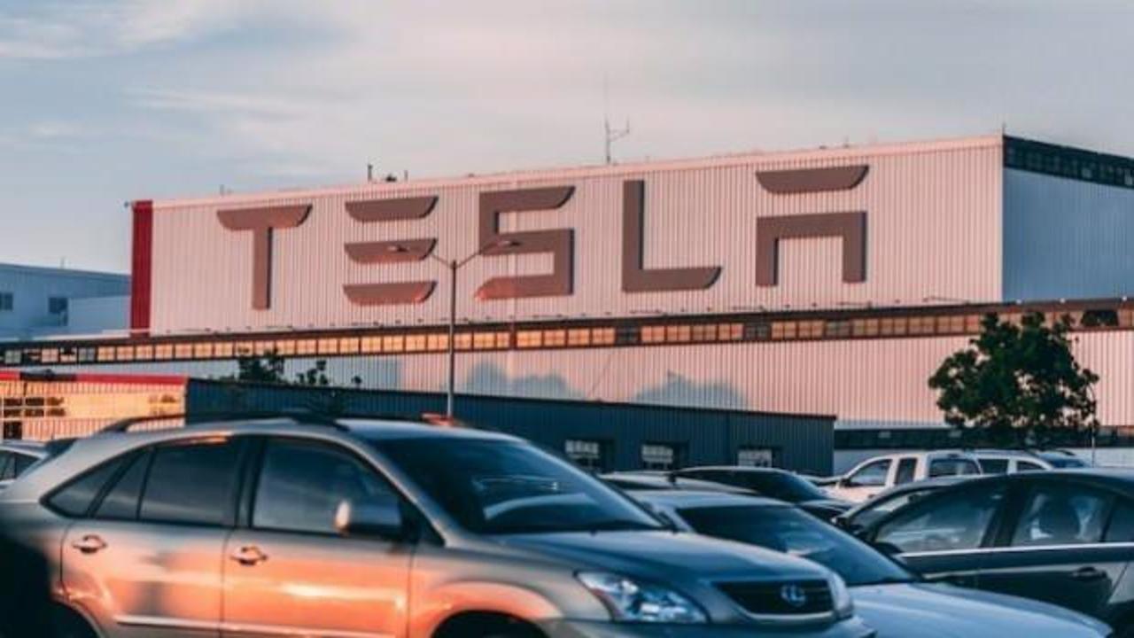 Tesla'dan yeni zam kararı