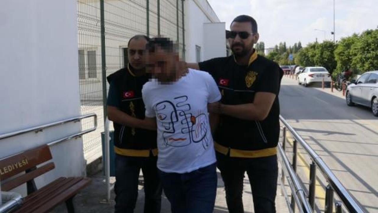 Sevgilisini boğmaya &ccedil;alışırken yardıma gelen adamı &ouml;ld&uuml;rd&uuml;