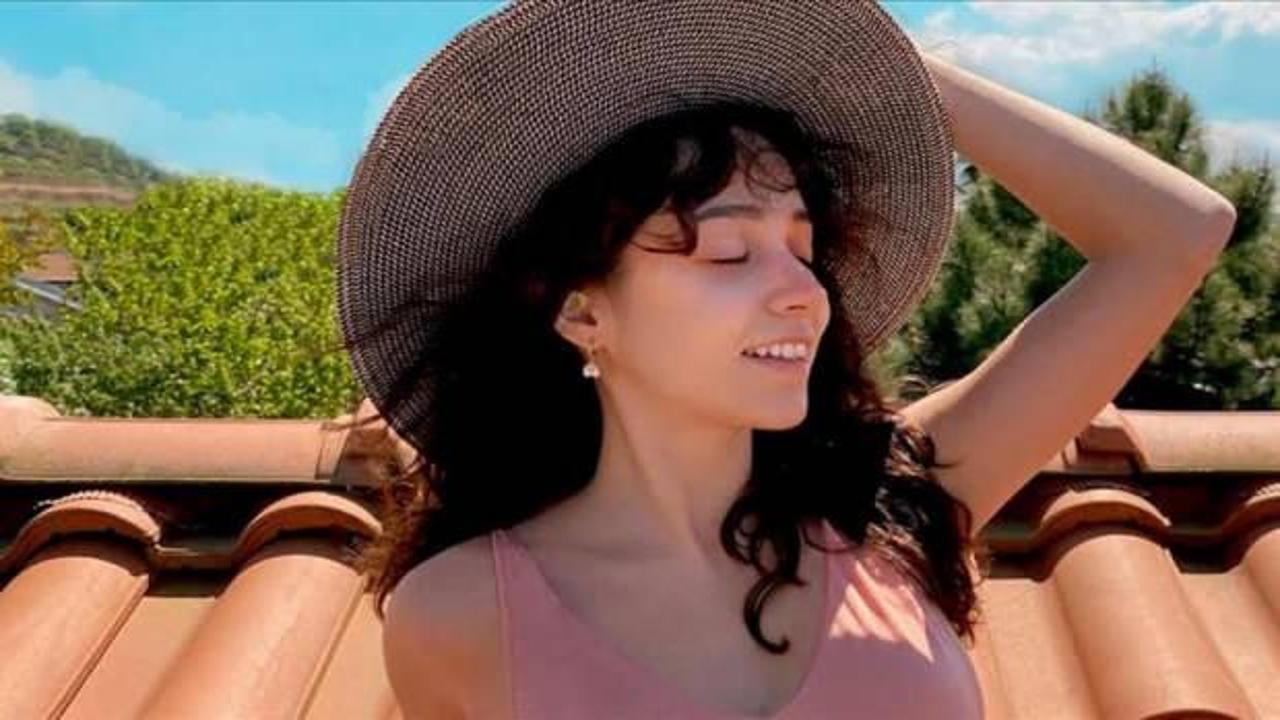 Zeynep Bastık, 3 g&uuml;nl&uuml;k milli yas kararına isyan etti: Anlayamıyorum