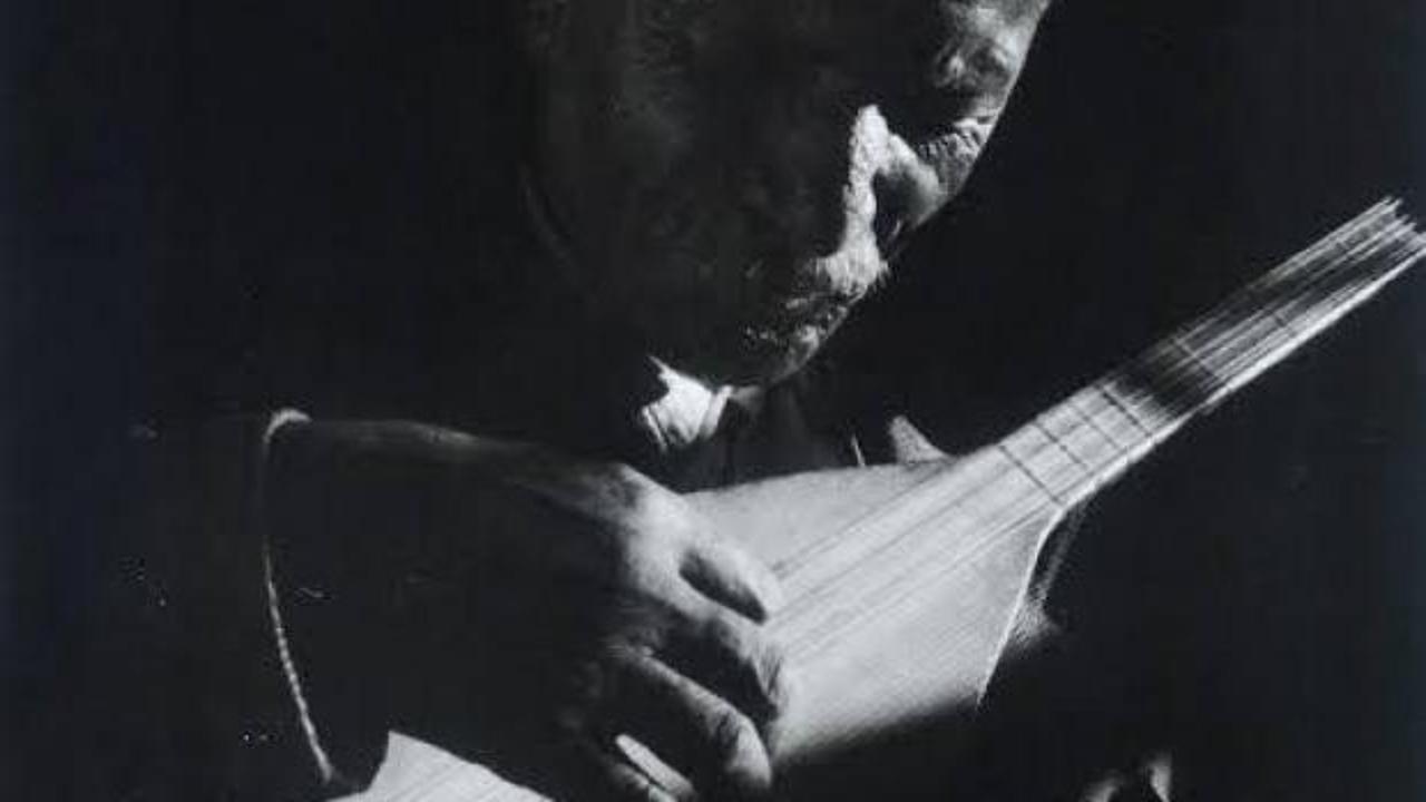 Halk m&uuml;ziğinde ger&ccedil;ek bir fenomen: Aşık Veysel