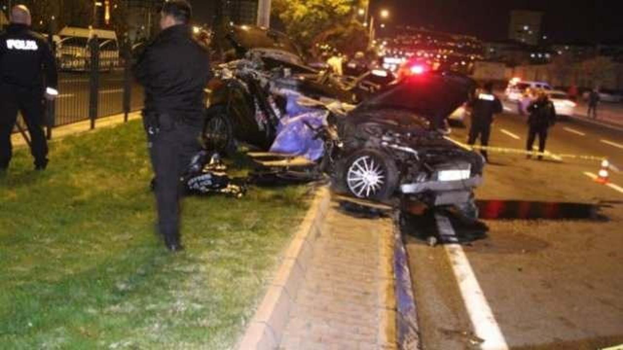 Milli sporcu, hurdaya d&ouml;nen otomobilden sağ &ccedil;ıkamadı!