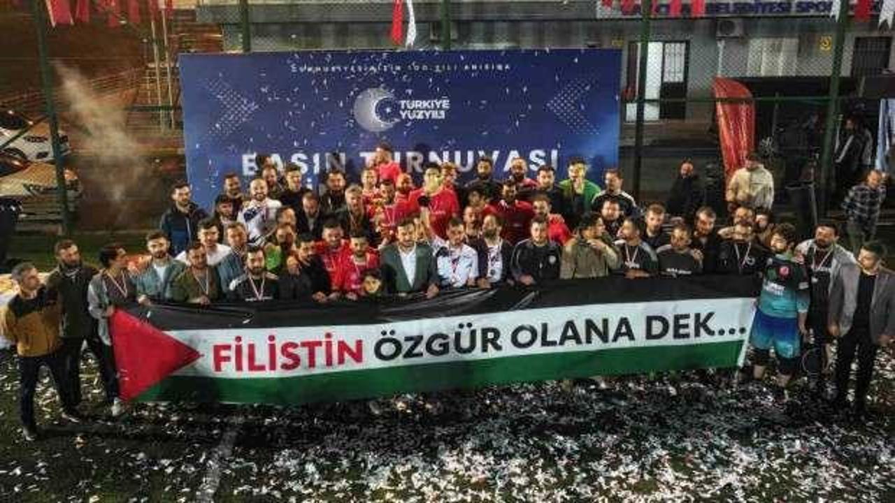 Bağcılar Belediyesi'nin düzenlediği Türkiye Yüzyılı Ulusal Basın Turnuvası sona erdi
