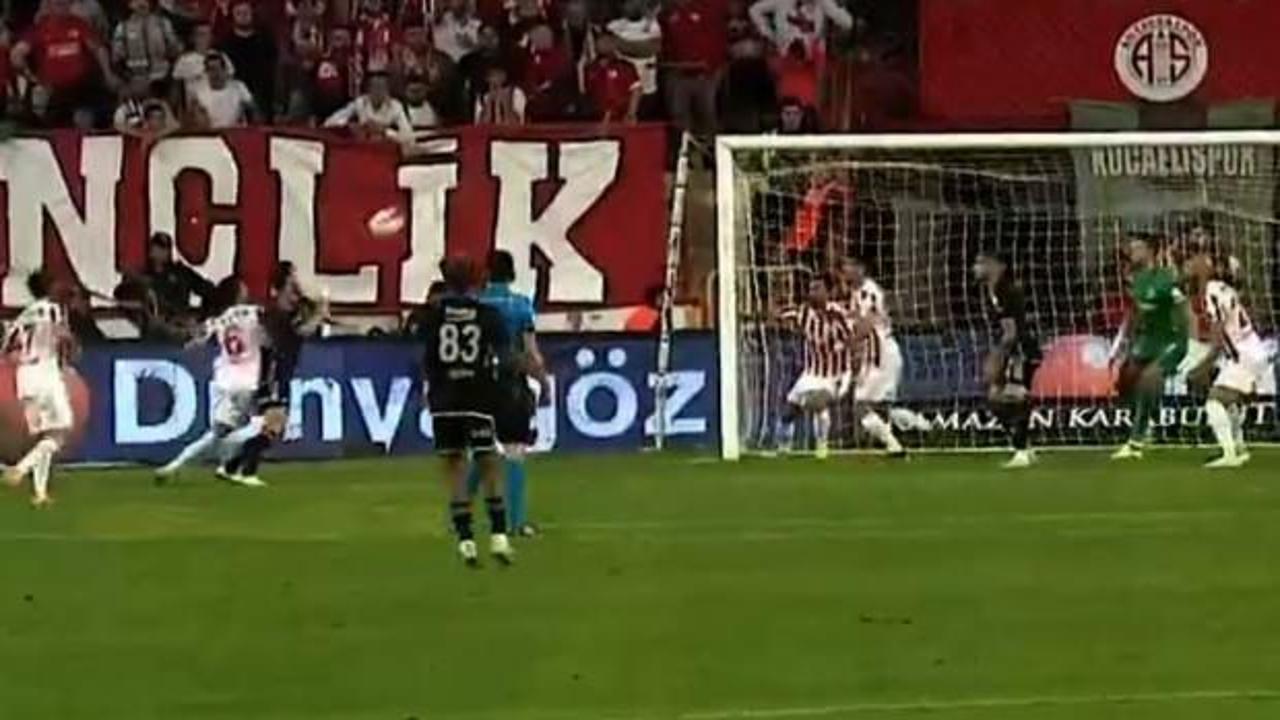 Antalyaspor - Beşiktaş maçına damga vuran pozisyon!