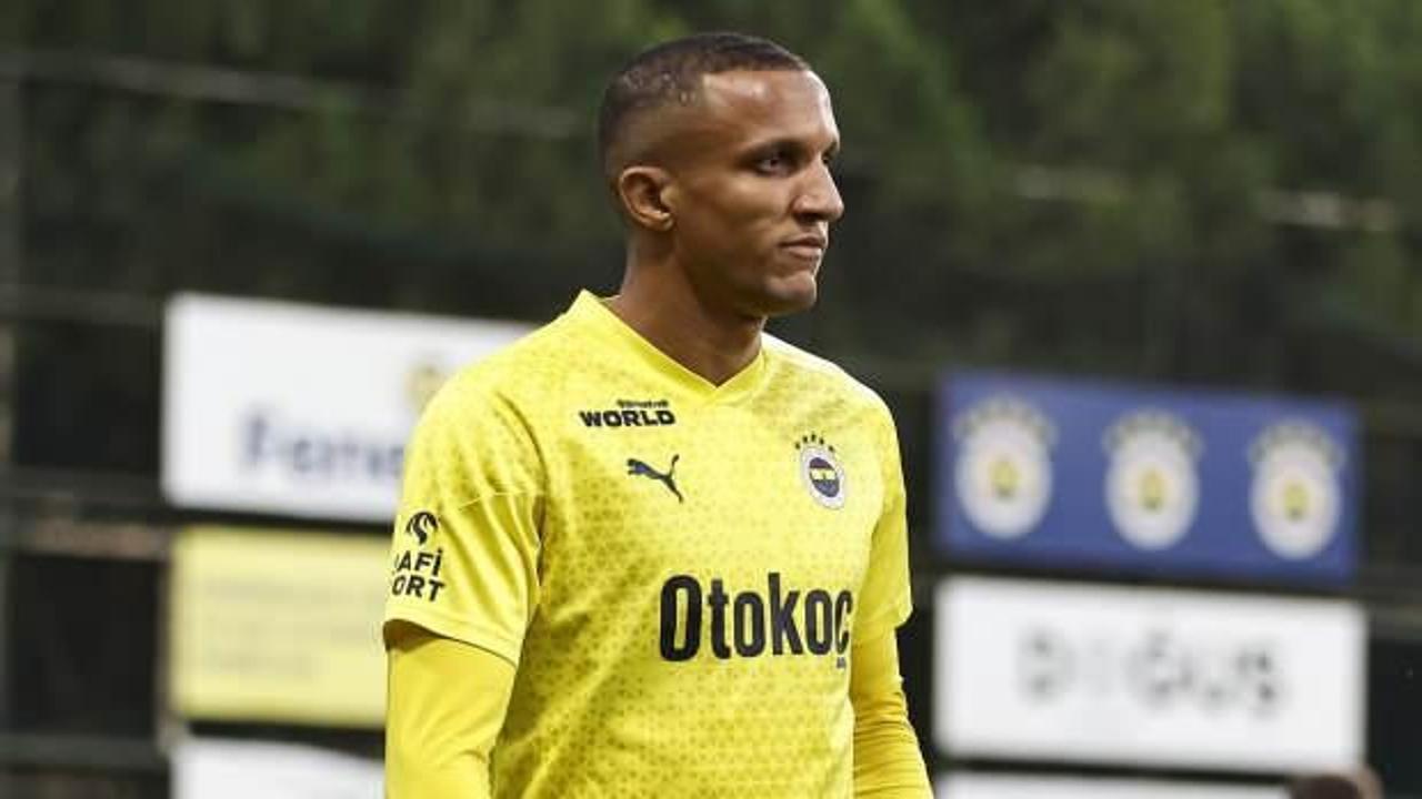 Mourinho onay verdi! Taraftarın sevdiği ismin bileti kesildi