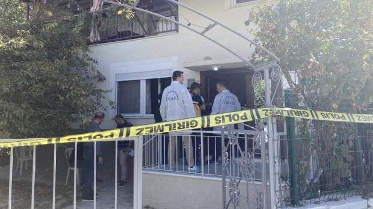 Eve gelen bakıcı dehşete d&uuml;şt&uuml;: D&ouml;verek &ouml;ld&uuml;rm&uuml;şler