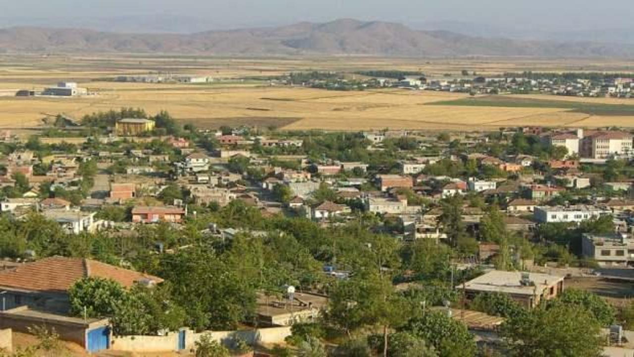 Operasyonlardan korkan ter&ouml;r &ouml;rg&uuml;t&uuml; PKK'dan 'Mahmur'dan &ccedil;ekildik' yalanı