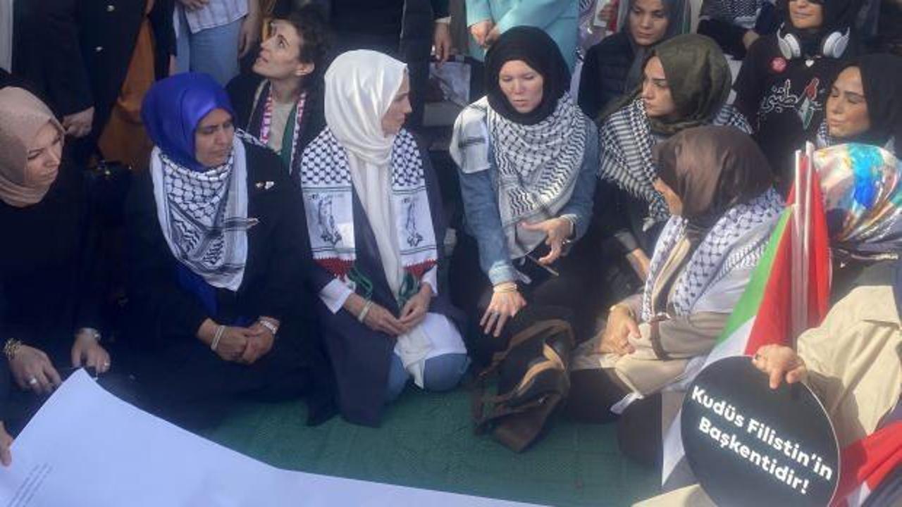 Sümeyye Erdoğan Bayraktar kadınların Filistin için başlattığı oturma eylemine katıldı