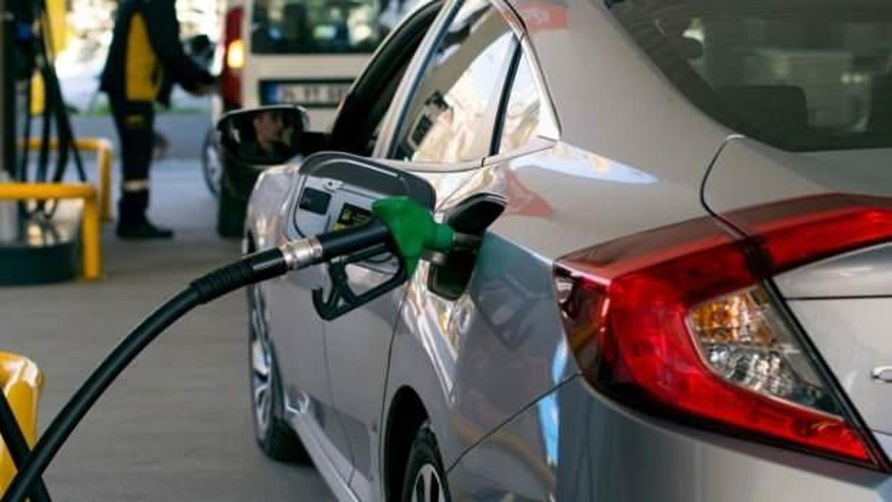 Petrol fiyatı düştü: Benzin ve motorin indirim var mı?