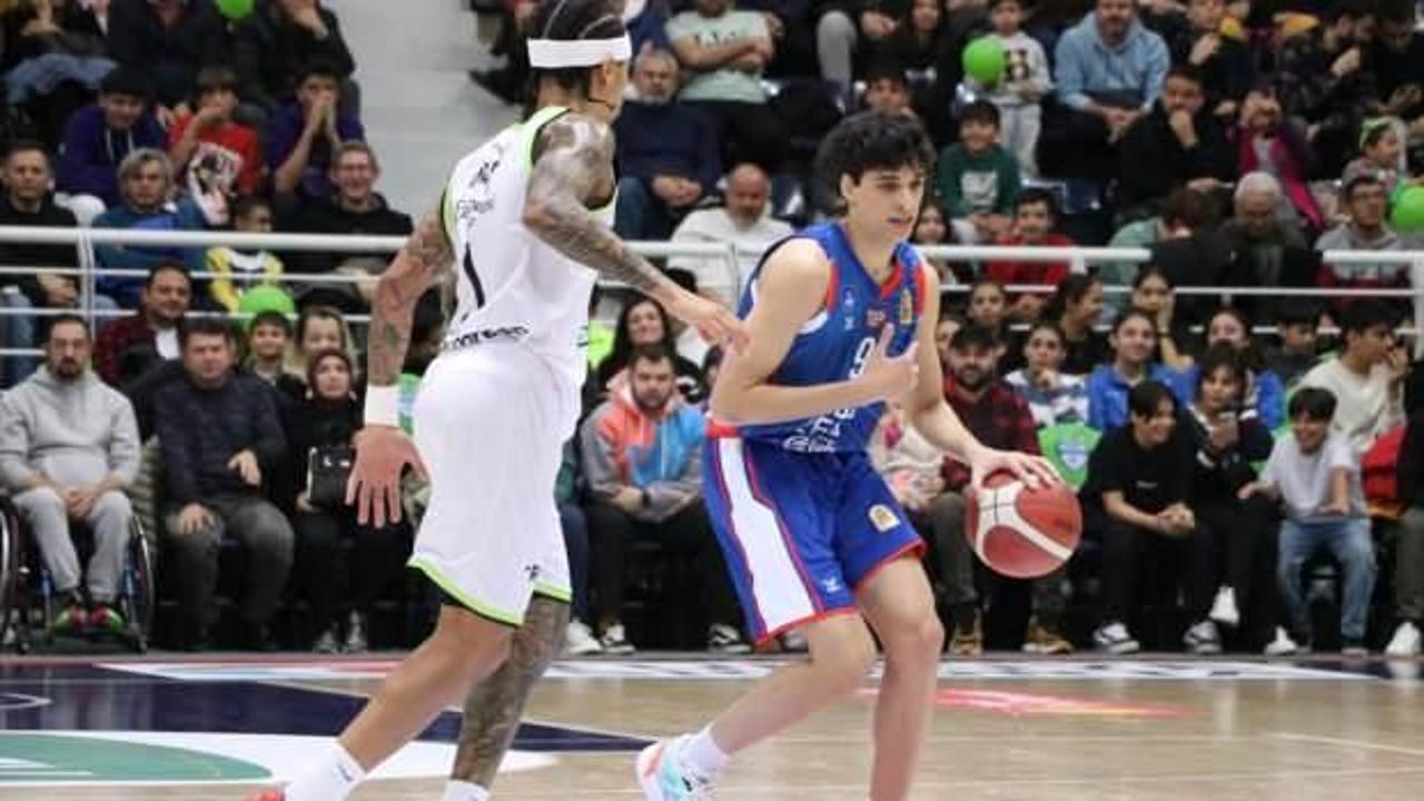 Anadolu Efes, Merkezefendi Belediyesi Basket karşısında kazandı