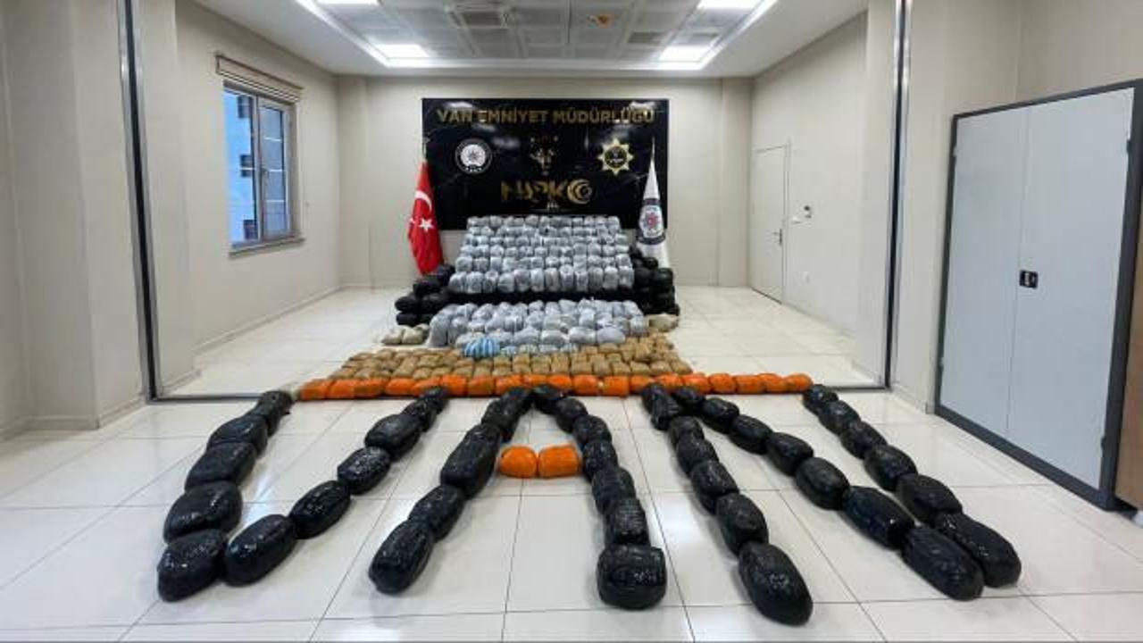 36 operasyonlarında uyuşturucu imalatı yapan ve satan 13 şüpheli yakalandı