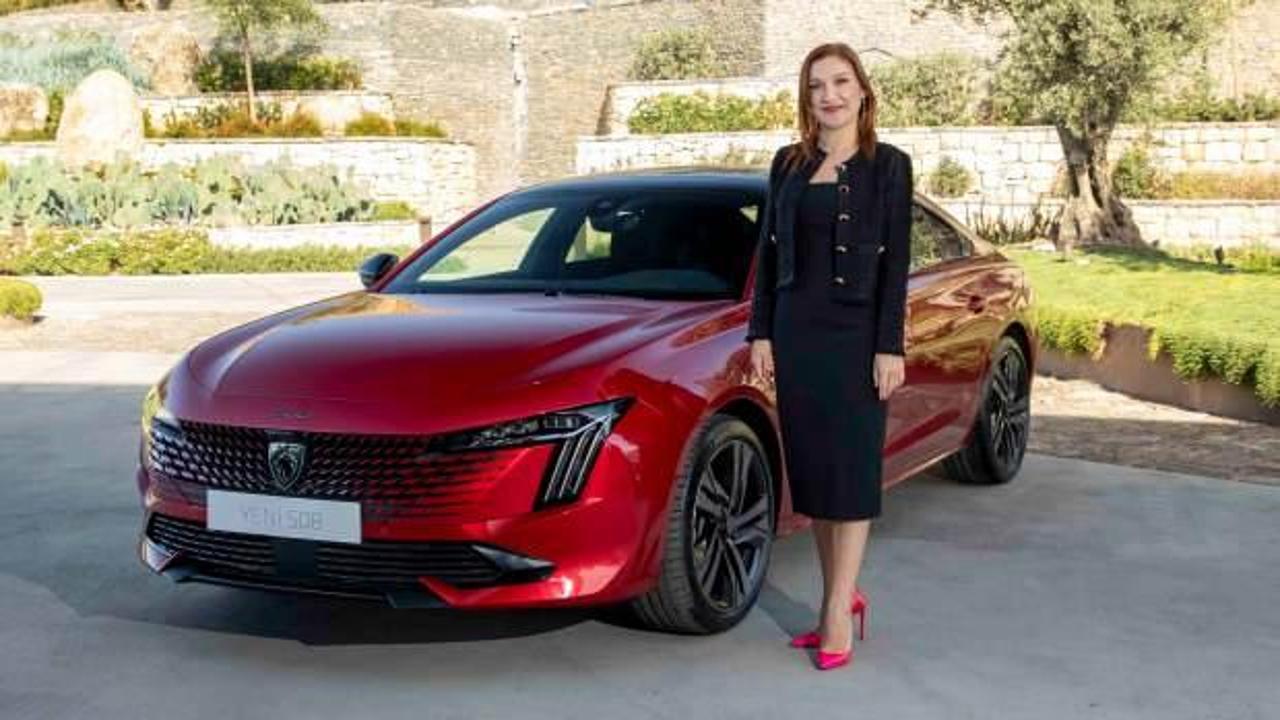 Peugeot Türkiye'ye "2023 Yılının Binek Otomobil Markası" ödülü