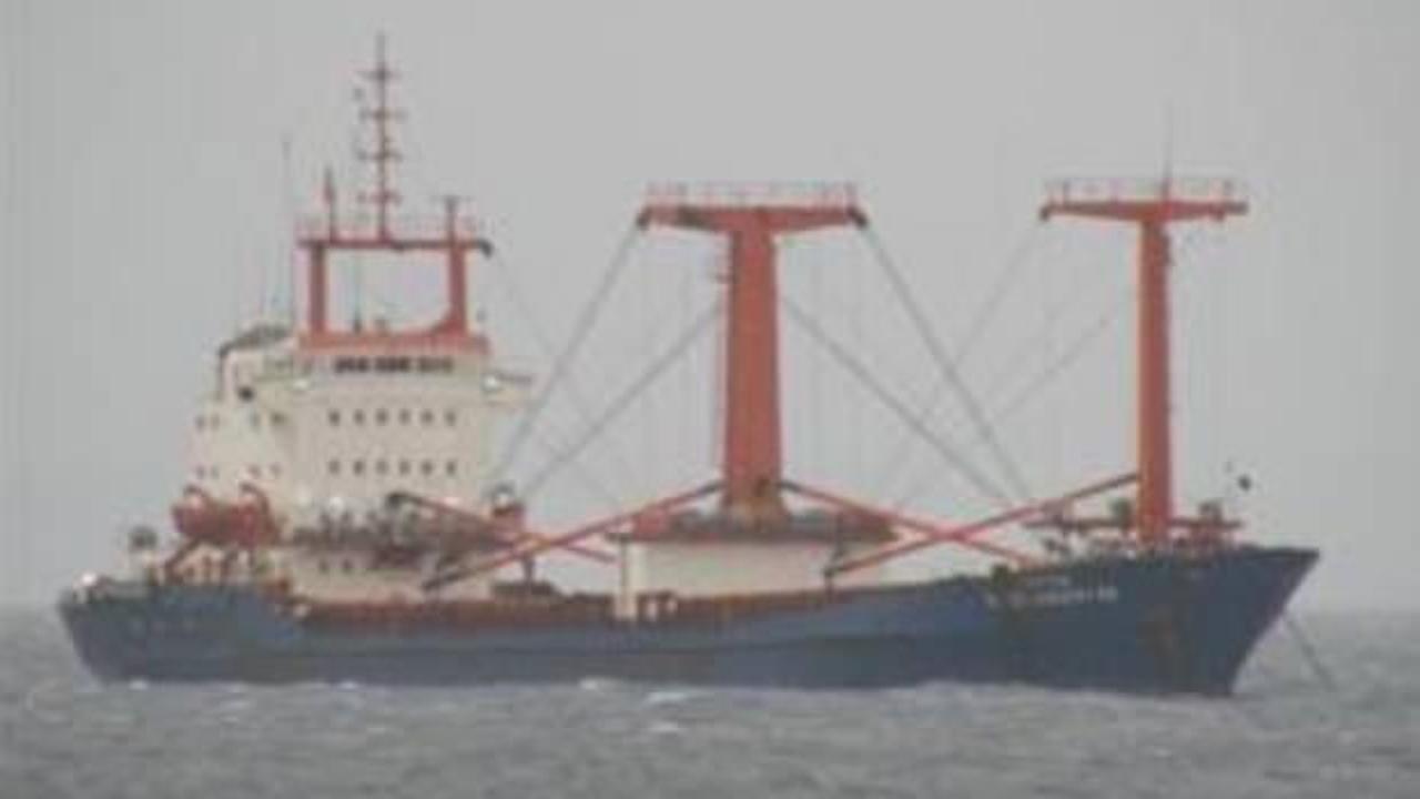 Ege'de şiddetli fırtına: Midilli açıklarında gemi battı
