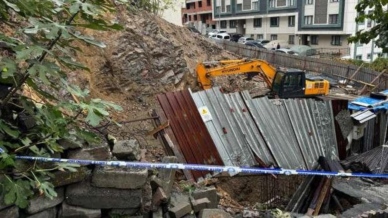 Eyüpsultan'da toprak kayması: İki bina boşaltıldı
