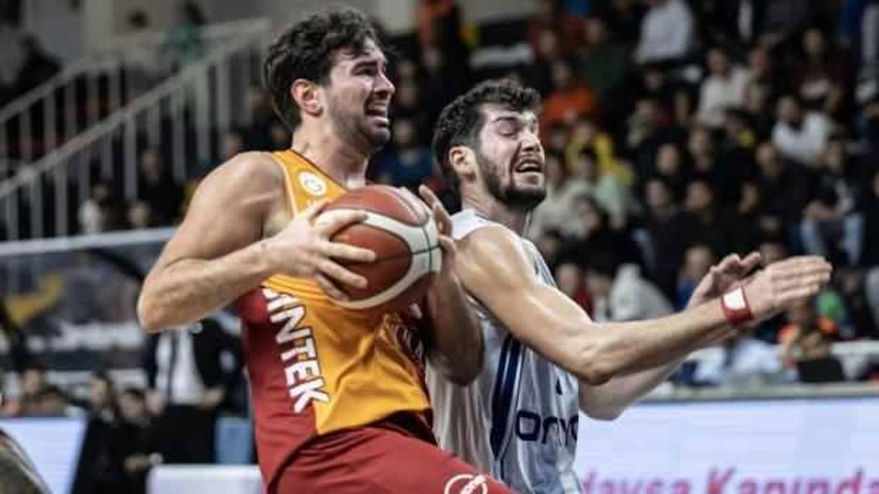 Galatasaray'dan B&uuml;y&uuml;k&ccedil;ekmece Basketbol'a 9 sayı fark!