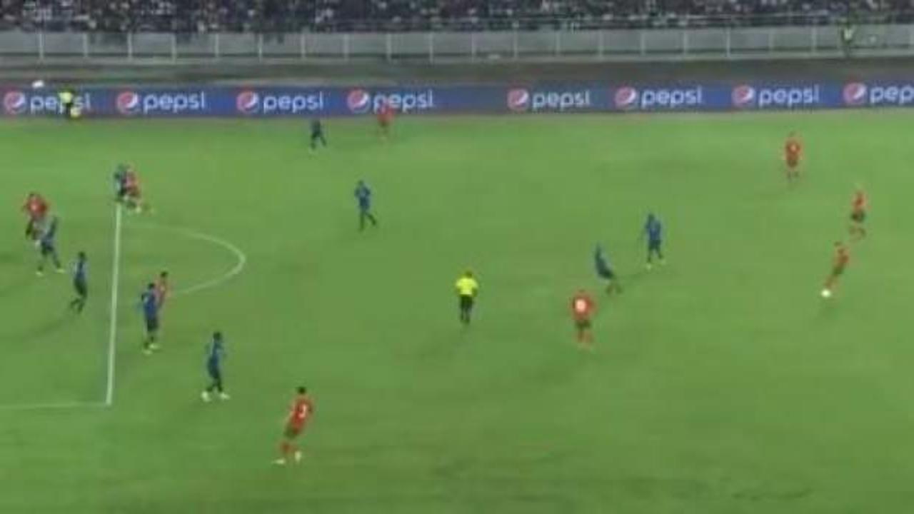 Hakim Ziyech'ten 40 metreden nefis gol!