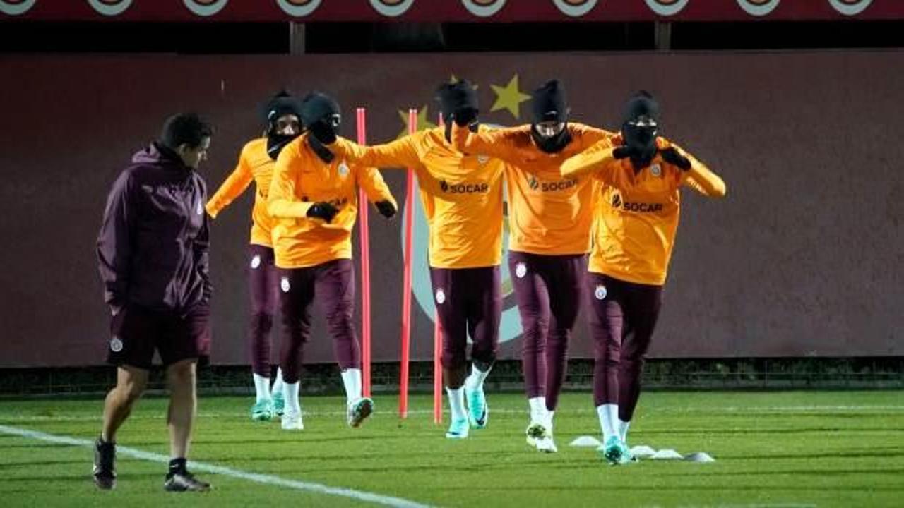 Galatasaray, Manchester United ma&ccedil;ı hazırlıklarını tamamladı