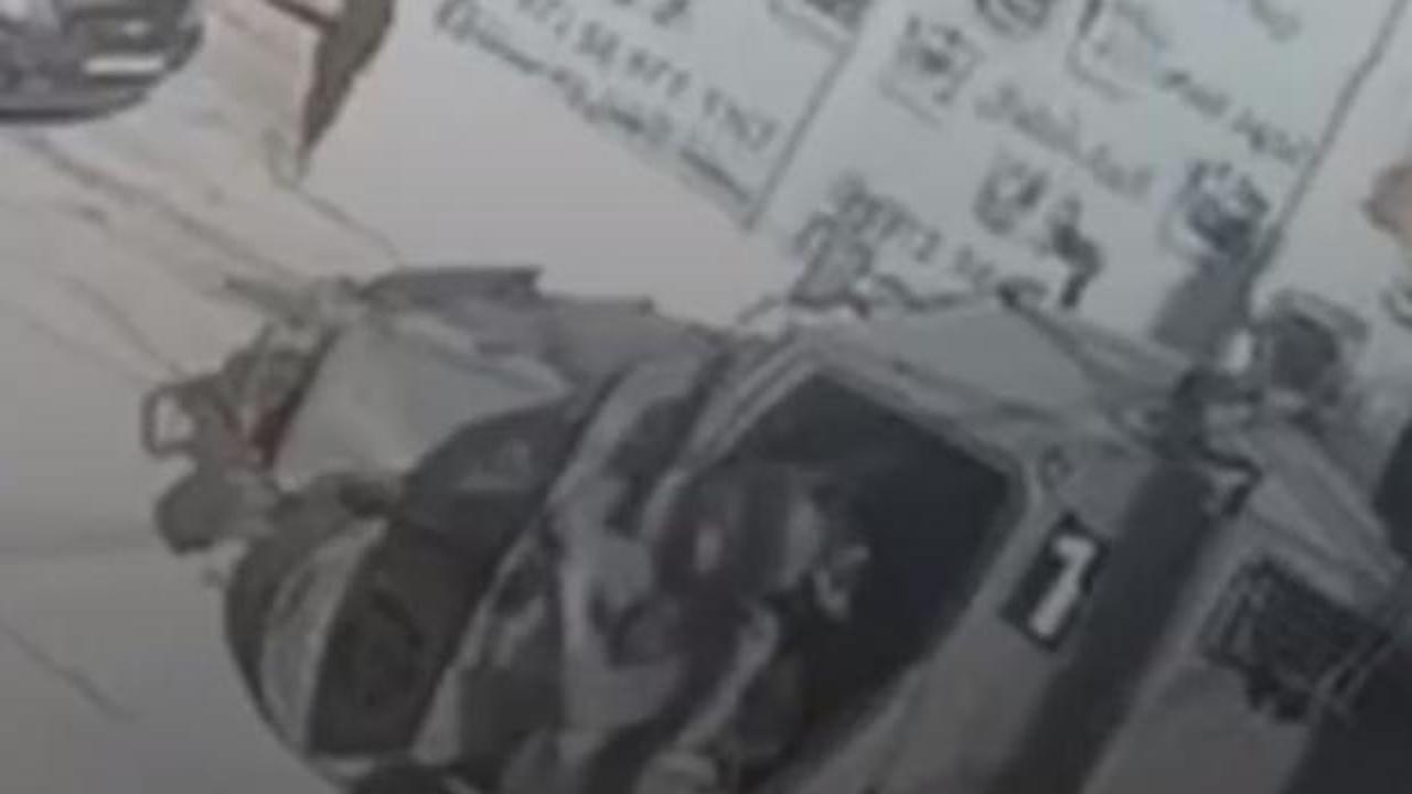 İsrailli keskin nişancı vurduğu Filistinli &ccedil;ocuğun fotoğrafını &ccedil;ekti