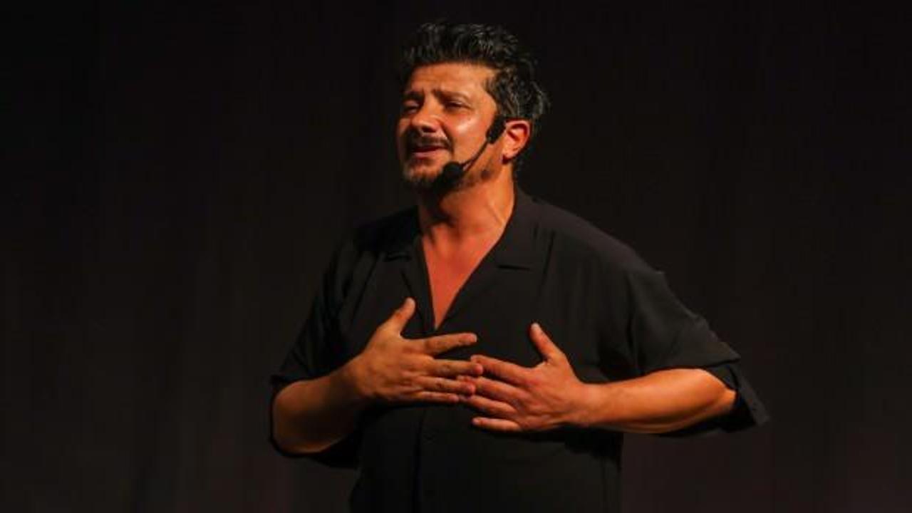 Sanatçı Kürşat, Gazi şehirlilerle buluştu